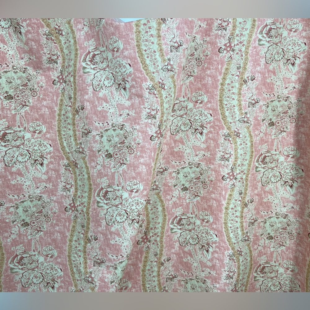 Vintage Fabric Made in England Cotton “Keisha” A Ramin 3 Yards, 5 inches x 54” - Picture 2 of 10